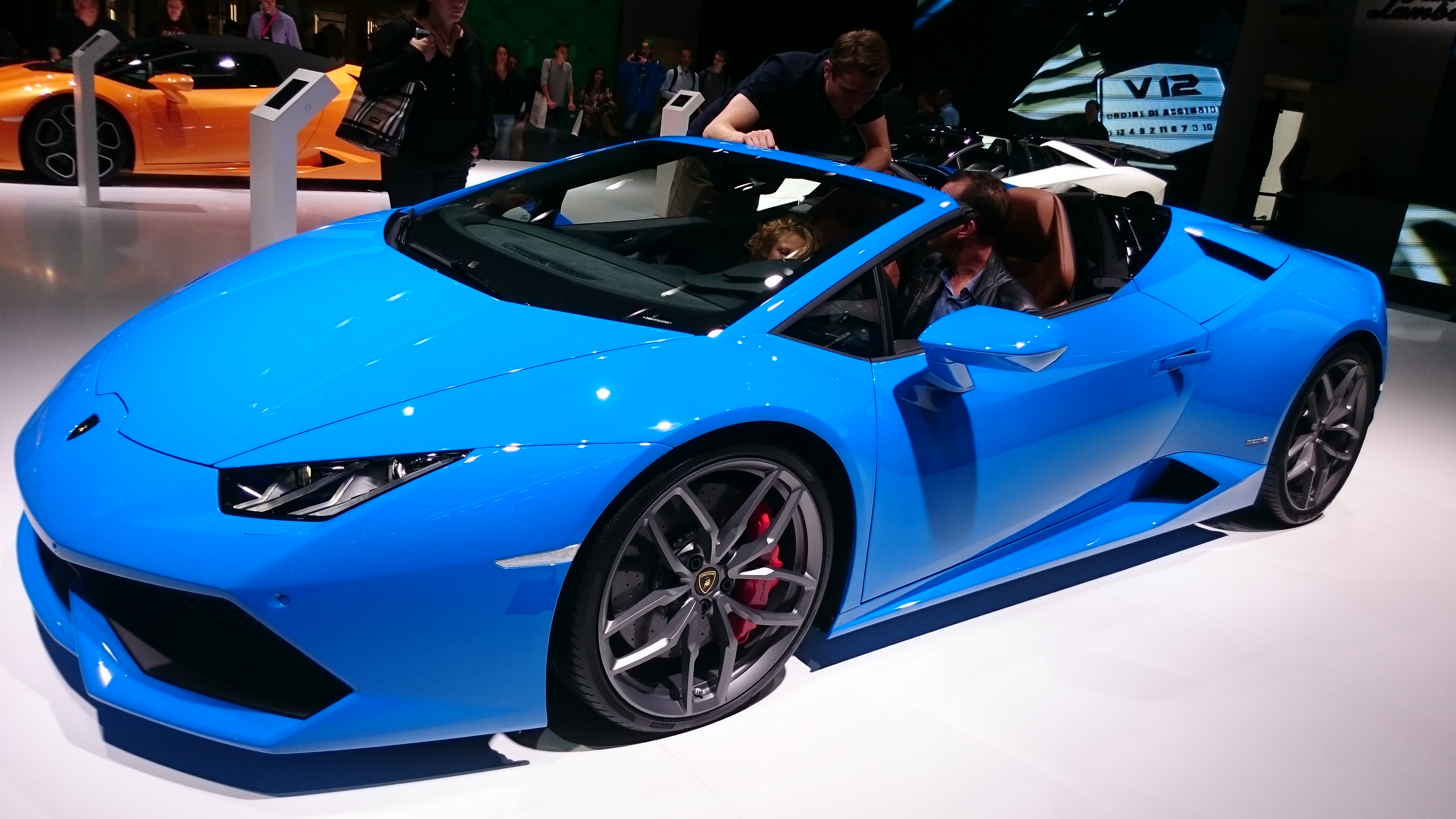 Fotos 360 Lamborghini Huracán LP 610-4 Spyder en azul #VidePan en #IAA2015