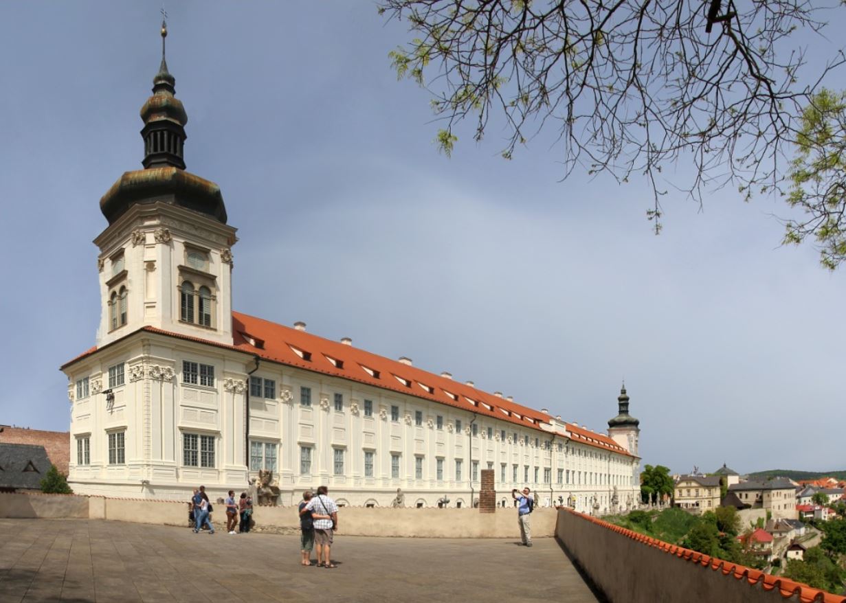 Fotos 360 El Colegio Jesuita de Kutná Hora. #VidePan por #Praga