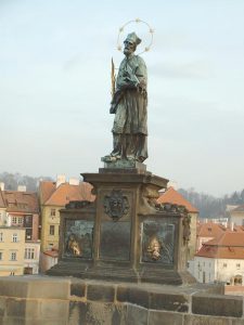 Fotos 360 Estatua de San Juan de Nepomuceno. #VidePan por #Praga
