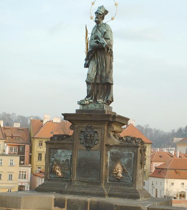 Fotos 360 Estatua de San Juan de Nepomuceno. #VidePan por #Praga