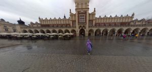 Lonja de los paños de Cracovia bajo la lluvia