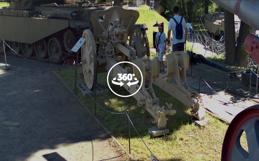 Foto 360 10,5 cm leFH 18 (Museum of the Polish Army).VidePan en Polonia