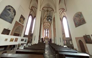interior-de-la-catedral-de-san-juan-bautista-de-wroclawbreslavia