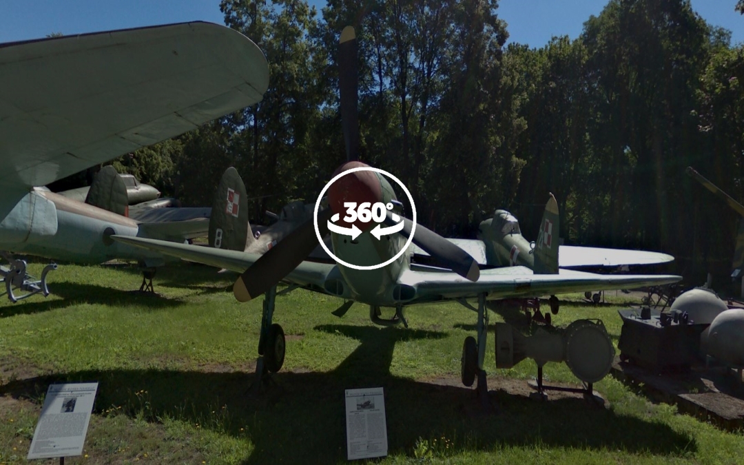 Foto 360 Yakovlev Yak-9 Fighter (Museum of the Polish Army).VidePan en Polonia