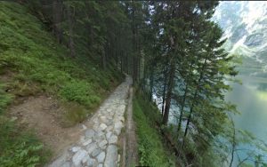 Camino lateral izquierdo de Morskie Oko