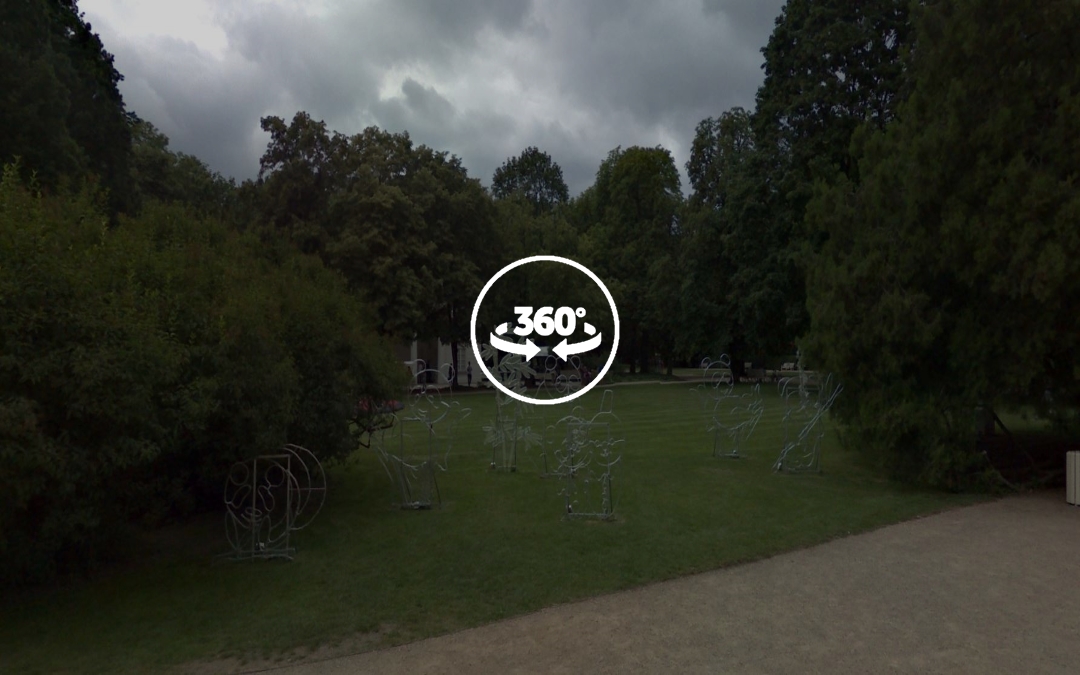 Foto 360 Figuras de osos panda en metal del Parque Lazienki. VidePan en Polonia