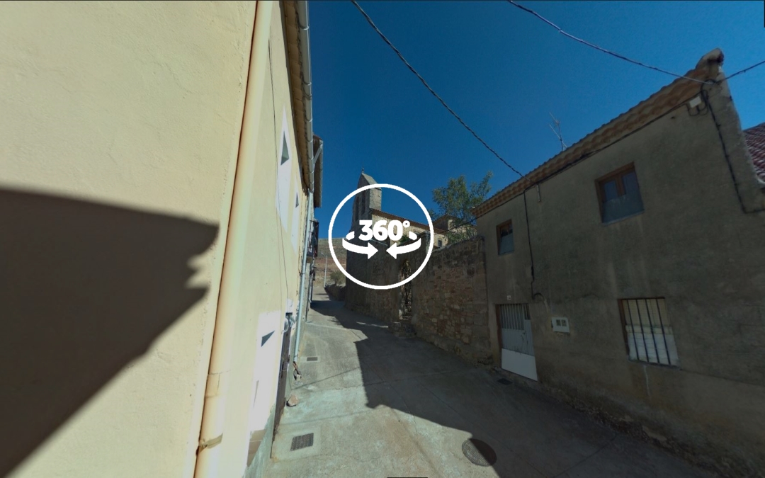 Foto 360 Final de Calle Real e iglesia de Torresuso. VidePan en Soria