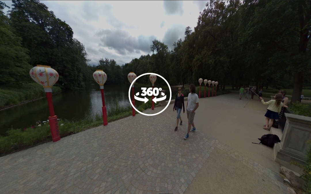 Foto 360 Puente sobre el estanque del Parque Lazienki. VidePan en Polonia