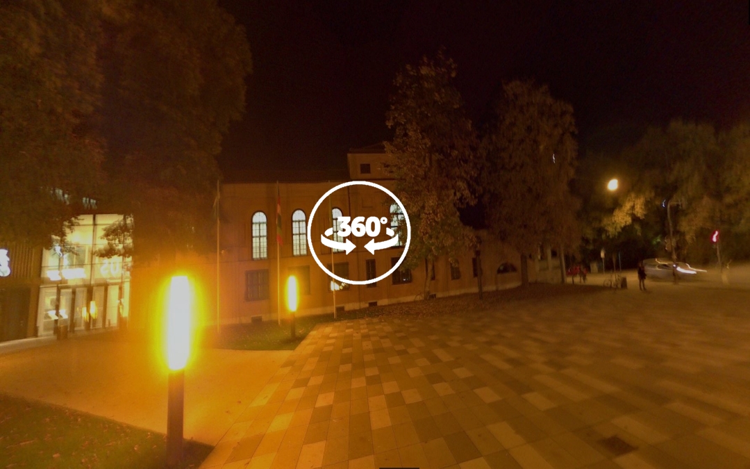 Foto 360 Städtische Galerie im Lenbachhaus por la noche. VidePan en Múnich