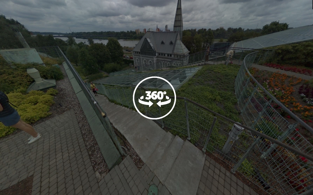 Foto 360 Escaleras del Jardín de la Biblioteca de la Universidad de Varsovia.VidePan en Polonia